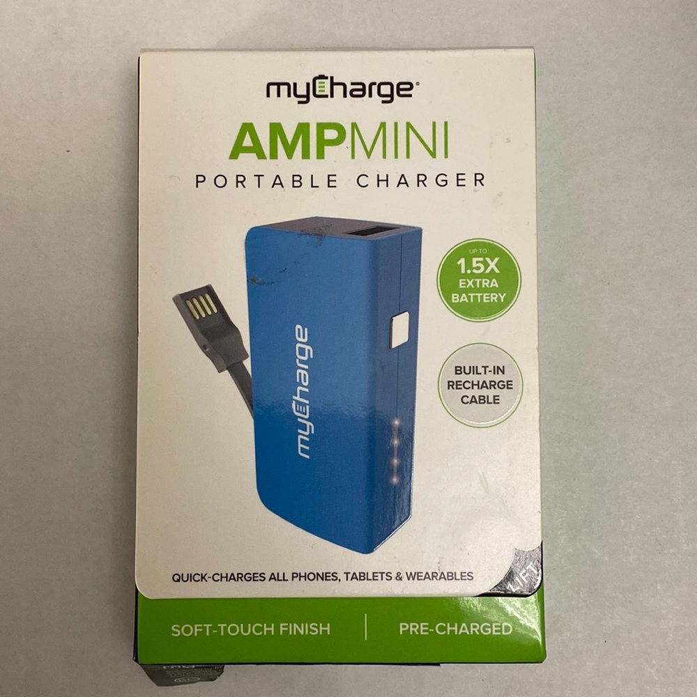 Like new condition myCharge AMPMINI Portable Charger 2600mAh